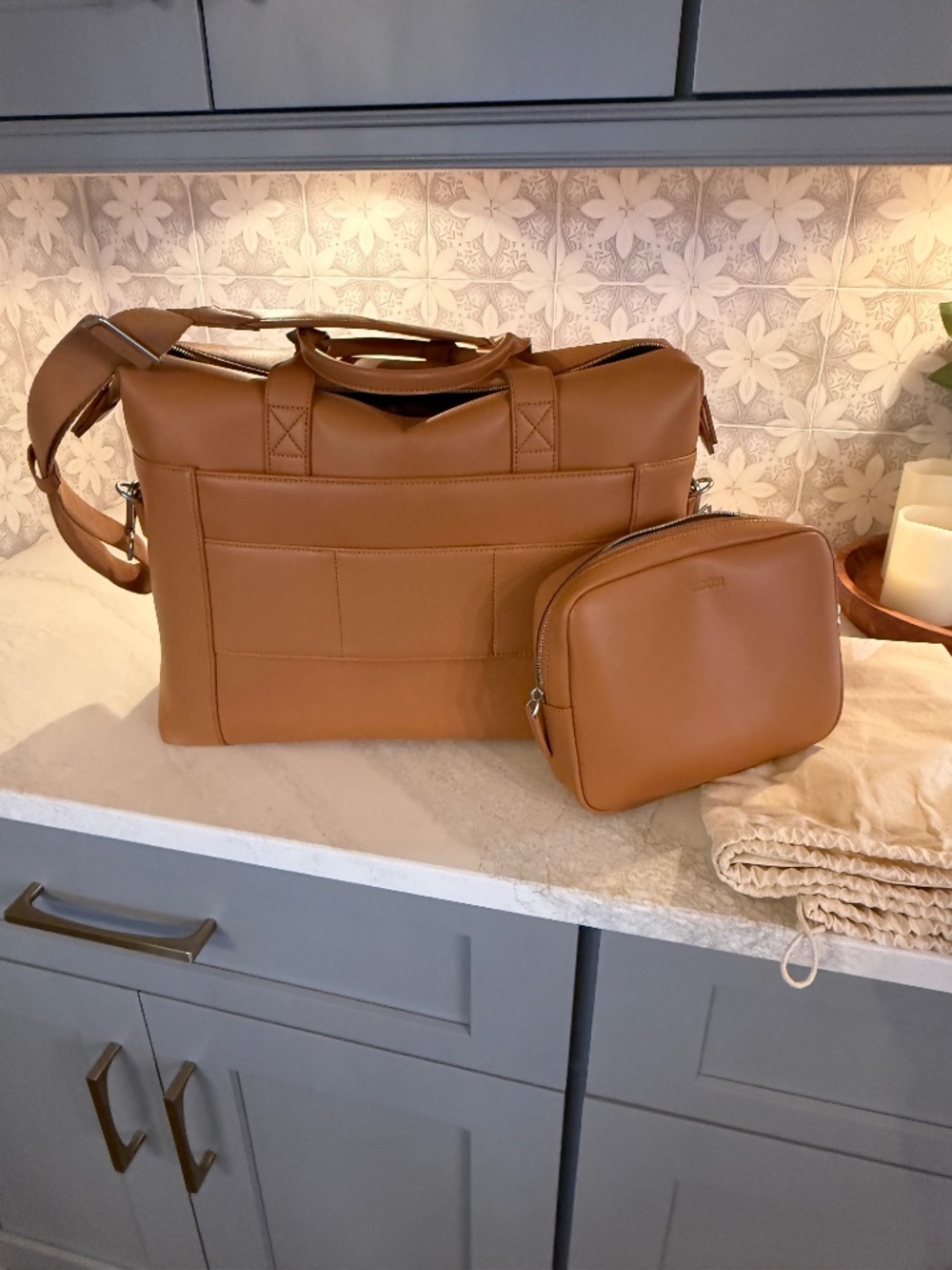 Monos Metro Duffle with Metro Classic Kit in Saddle Tan